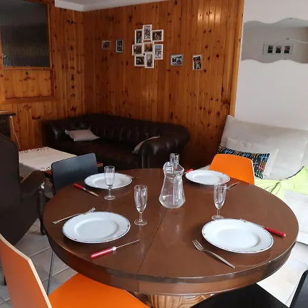 Christiania 2 M6 By Interhome